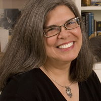 Portrait of Shannon McDonald
